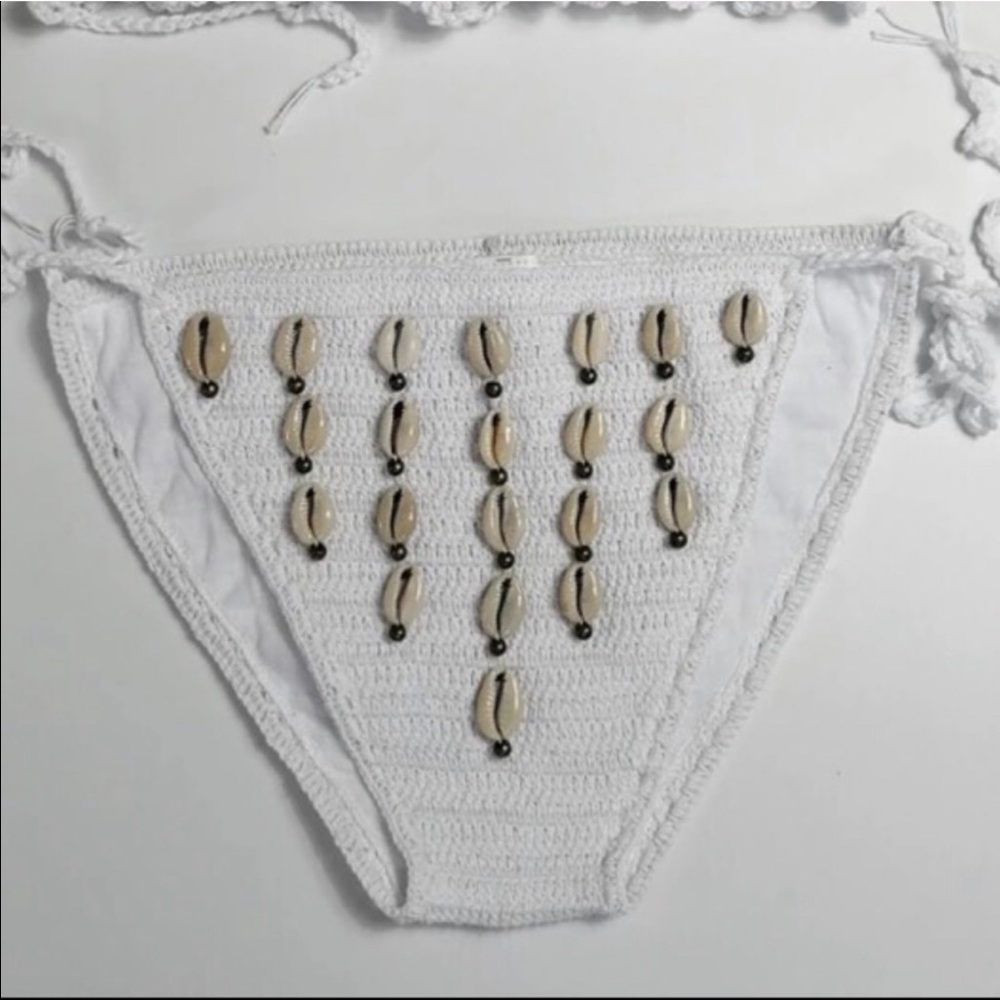 Crochet boho Shell Bikini - Picture 6 of 6